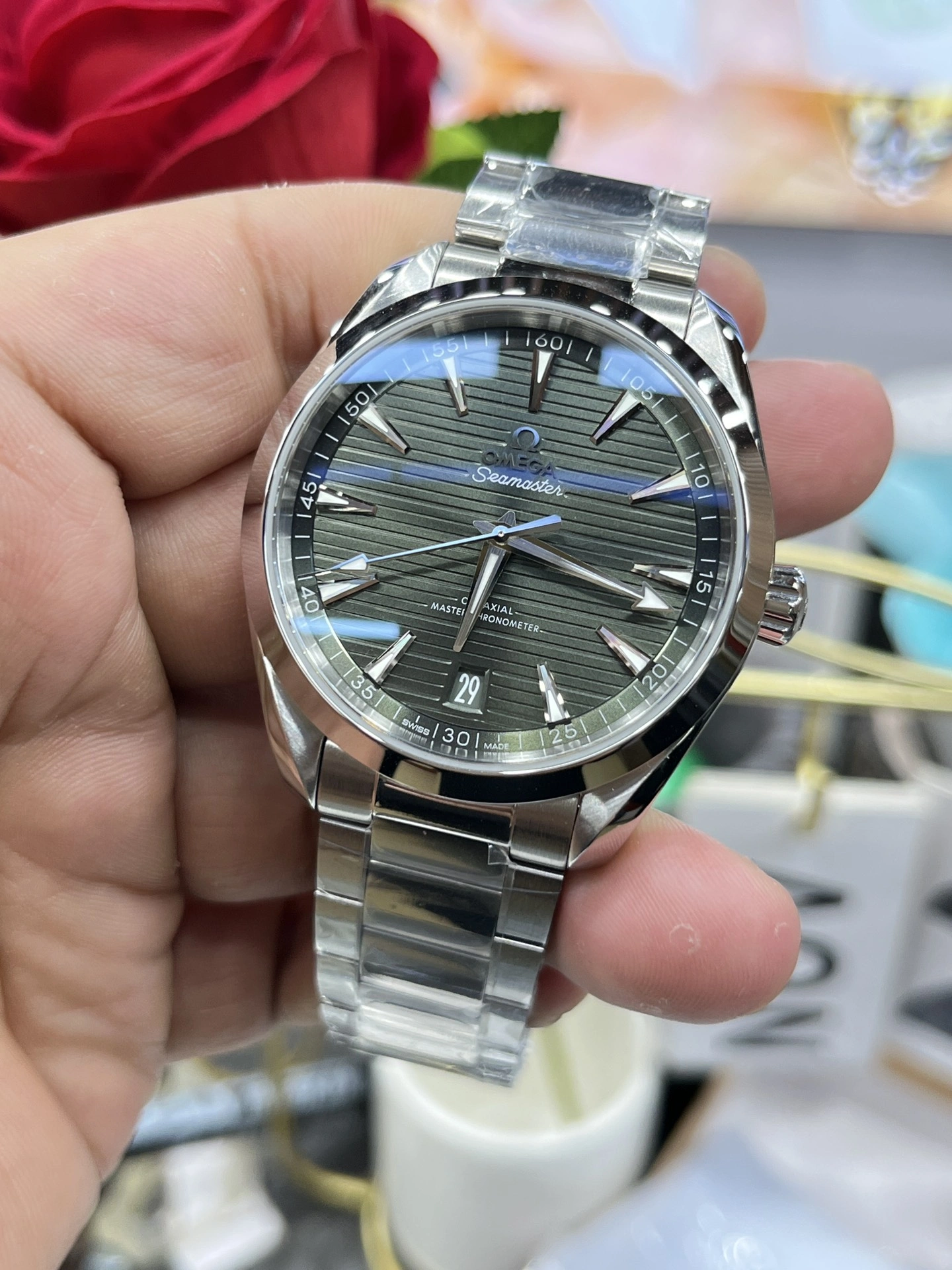 EasyMatch CBD Factory Omega Seamaster Aqua Terra 150M 41mm Green Dial (220.10.41.21.10.001) 1:1 Super Clone – DD8900 Movement 264